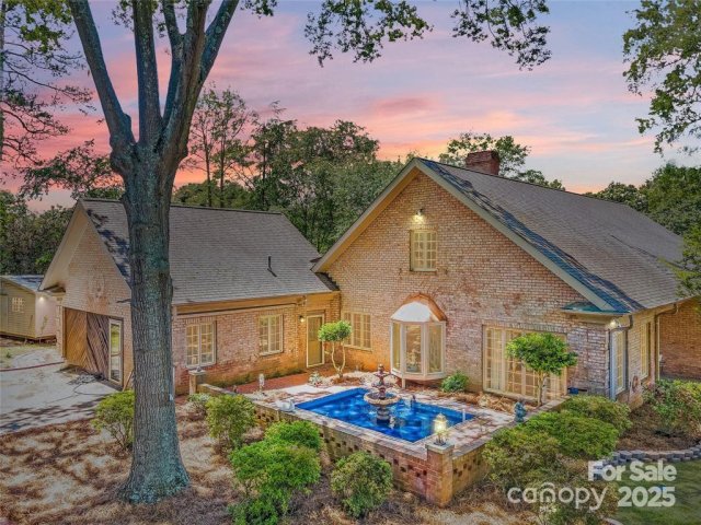 1359 Carmen Lane sold home in Claremont, Gastonia, NC
