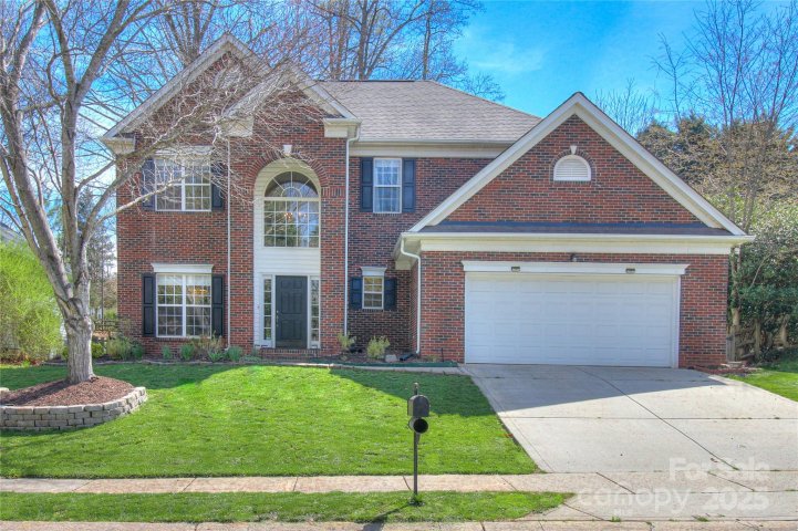 8414 Bampton Drive sold home in Poplar Woods, Concord, NC