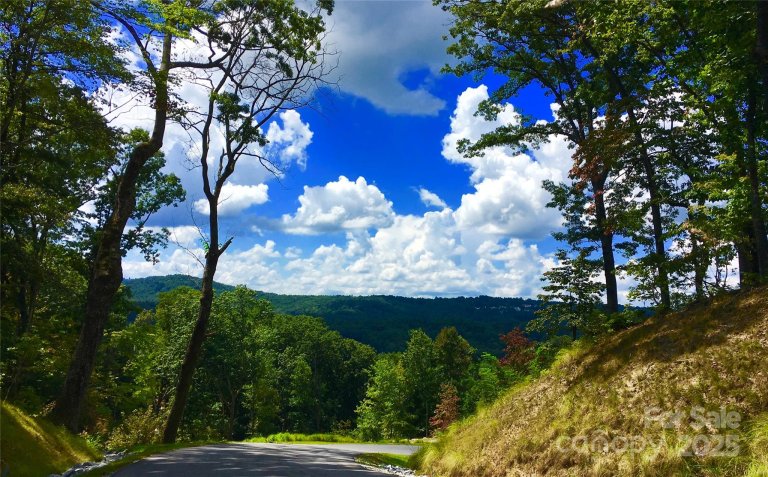 83 Curtain Bluff pending home in The Boulders, Hendersonville, NC