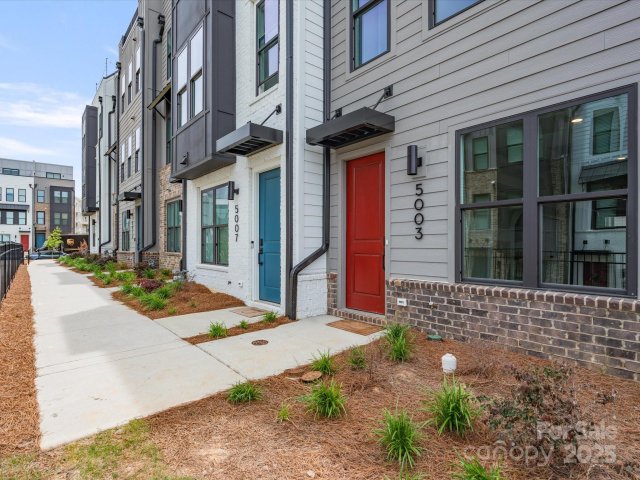5003 Tiny Lane sold home in Tremont Station, Charlotte, NC