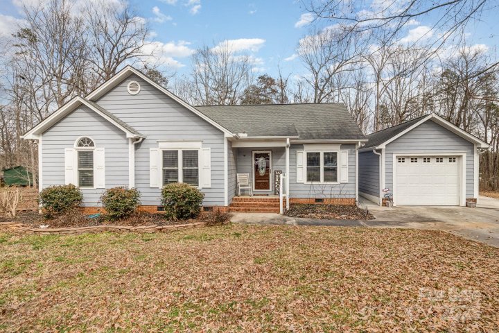 207 Cypress Drive sold home in Hickory Creek, Gastonia, NC