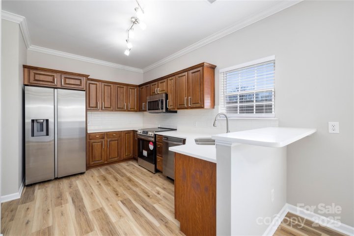 136 Ridge Bluff Road sold home in High Ridge, Mooresville, NC