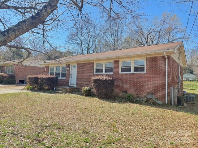 2210 Milton Road sold home in Prescott Village, Charlotte, NC