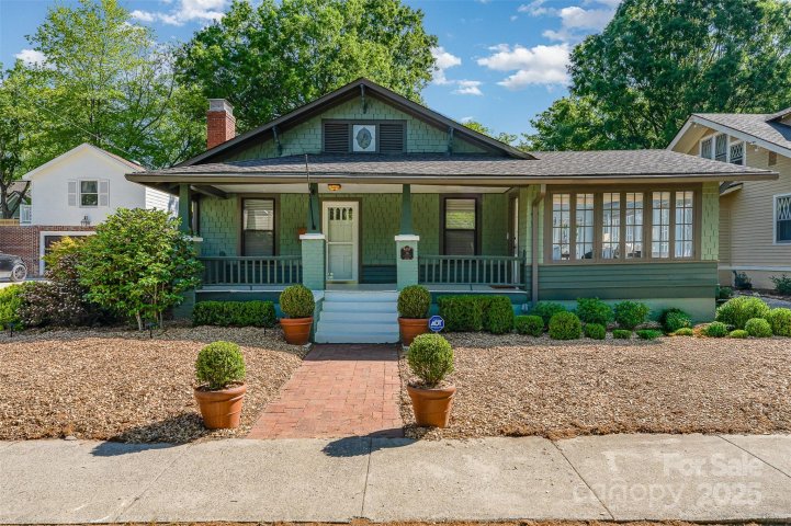 36 Yorktown Street sold home in Historic District, Concord, NC