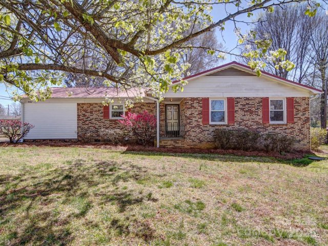 4401 Coachwood Lane sold home in Fox Run, Gastonia, NC