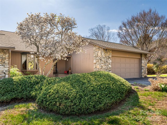 5 Ridge Terrace sold home in Beaverdam Run, Asheville, NC