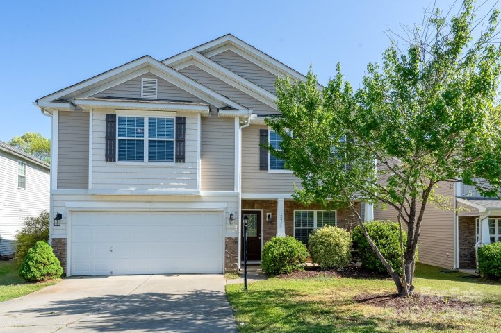 12915 Settlers Trail Court sold home in Waterlyn, Charlotte, NC