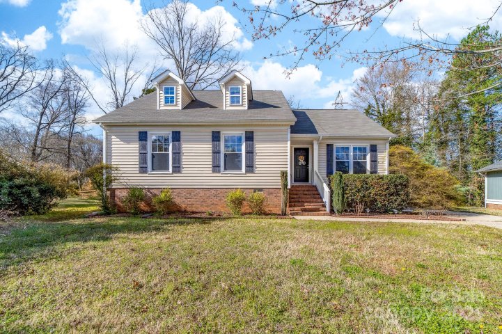 9624 Buckskin Lane sold home in Timber Creek, Mint Hill, NC