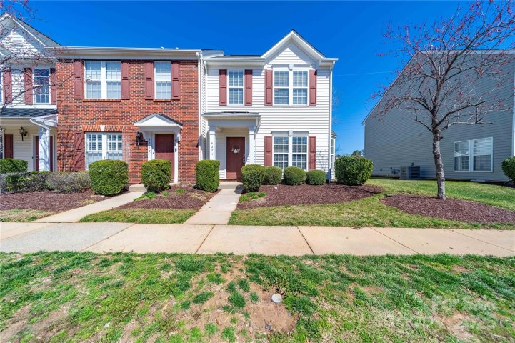 4221 Coulter Crossing sold home in Farmington Ridge, Charlotte, NC