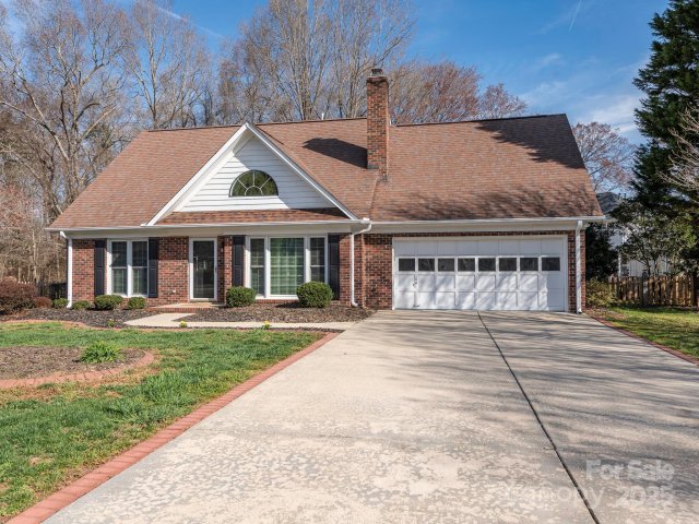 3274 Roberta Farms Court sold home in Roberta Farms, Concord, NC