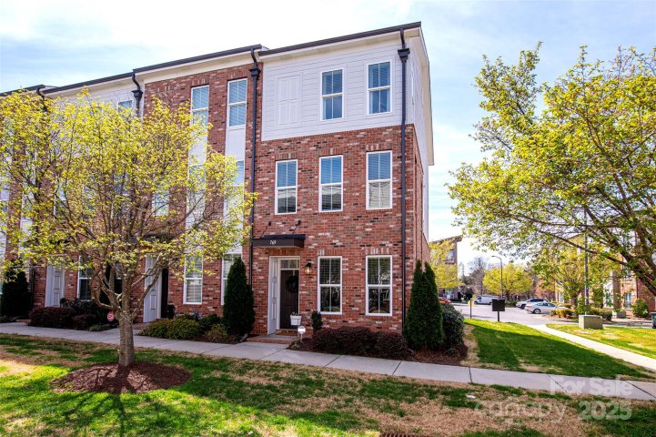 769 Seigle Point Drive sold home in Seigle Point, Charlotte, NC