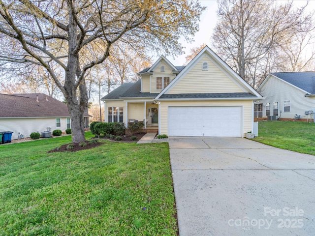 3229 Leicester Drive sold home in Buckingham, Matthews, NC