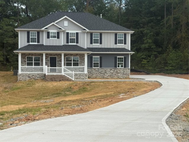 1258 Willow Grove Lane pending home in Lauren Pines, York, SC