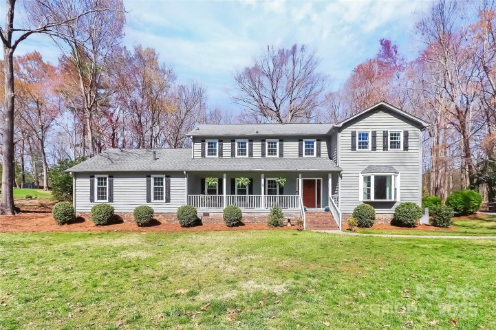 3500 Oxbow Court sold home in Providence Ridge, Matthews, NC