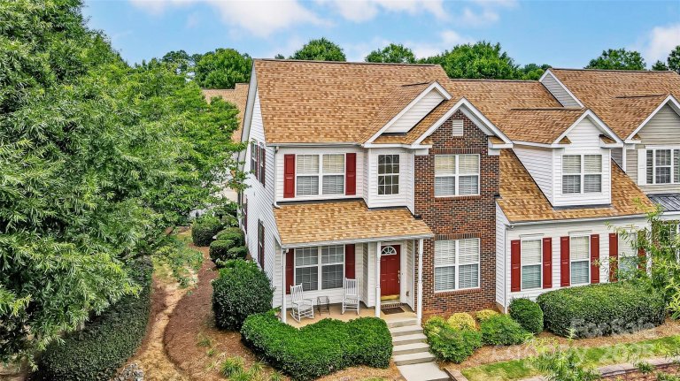 4818 Grier Farm Lane sold home in Covington At Providence, Charlotte, NC