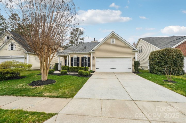 6423 Falls Lake Drive sold home in Langston, Charlotte, NC