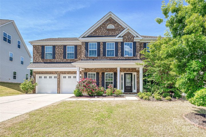 9937 Travertine Trail sold home in Waterford on the Rocky River, Davidson, NC