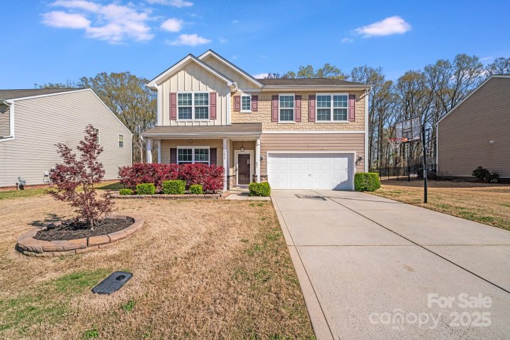 2024 Houndscroft Road sold home in Fieldstone Farm, Indian Trail, NC