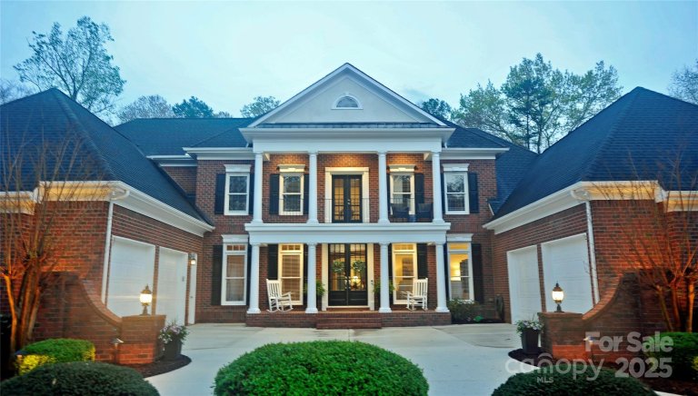 7114 Stonehaven Drive sold home in Weddington Chase, Waxhaw, NC