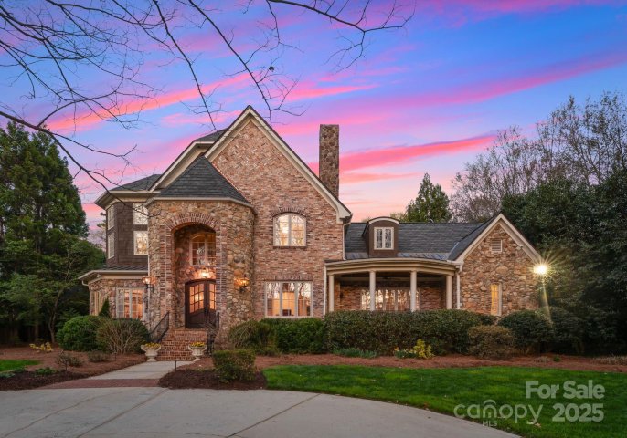 5512 Carmel Park Drive sold home in Carmel Park, Charlotte, NC