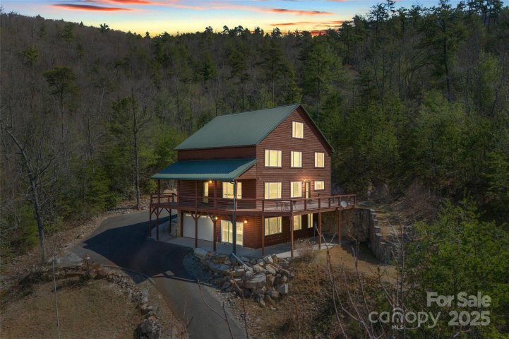 1140 Linville Drive sold home in Linville Mountain Acres, Marion, NC