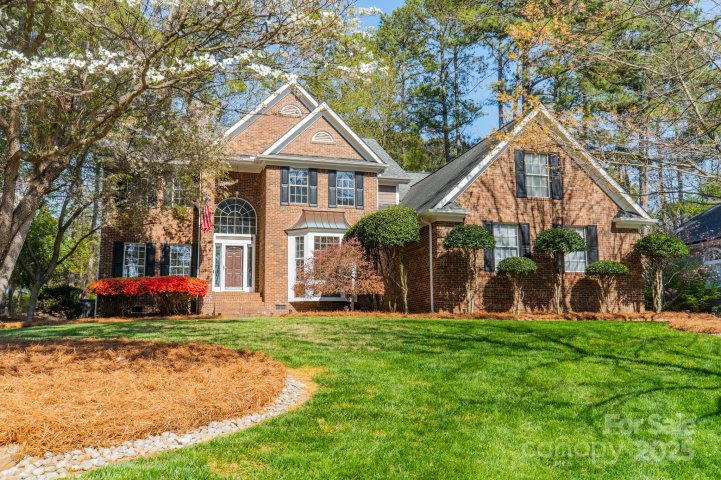 127 Lake Pine Road sold home in Pine Isle, Mooresville, NC