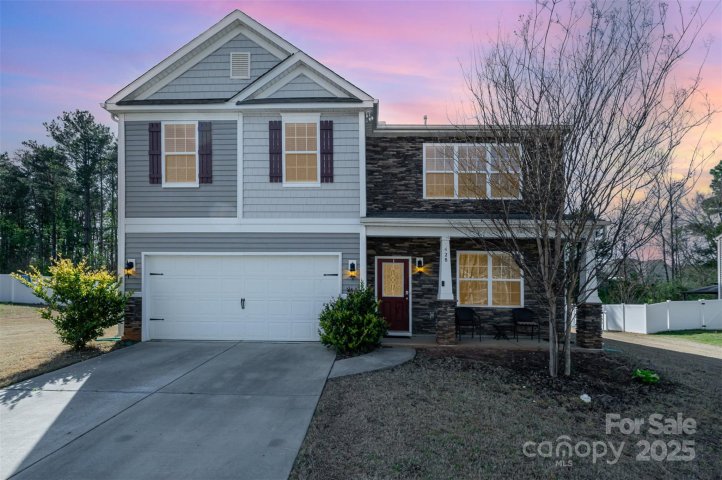 428 Wheat Field Drive sold home in Meadow Brook Estates, Mount Holly, NC