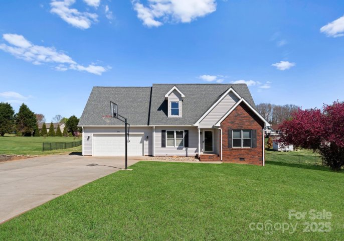 238 Lippard Springs Circle sold home in Lippard Springs, Statesville, NC
