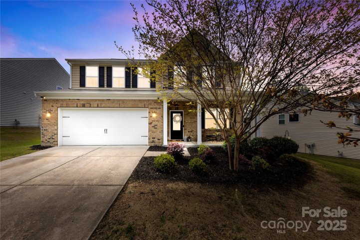 10773 Sapphire Trail sold home in Waterford on the Rocky River, Davidson, NC