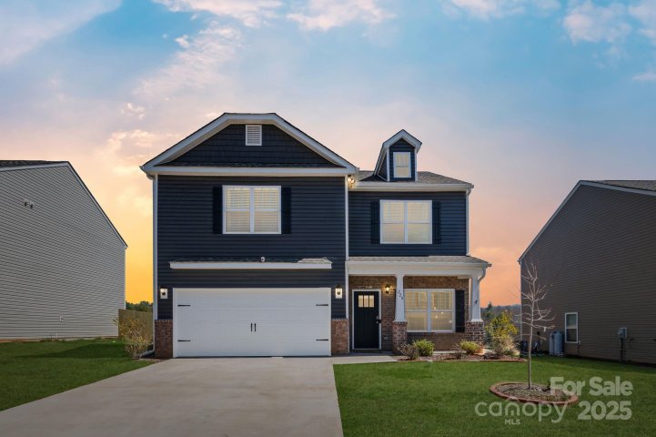 228 Ridgeview Lane sold home in Hickory Ridge, Mars Hill, NC