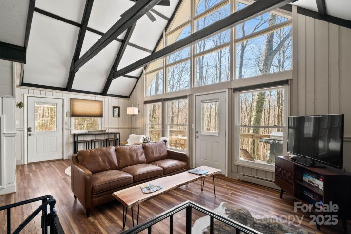 721 Pine Ridge Road sold home in Westridge, Beech Mountain, NC