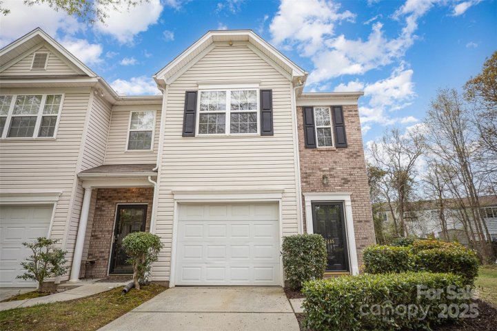 7445 Abigail Glen Drive sold home in Abbotts Glen, Charlotte, NC