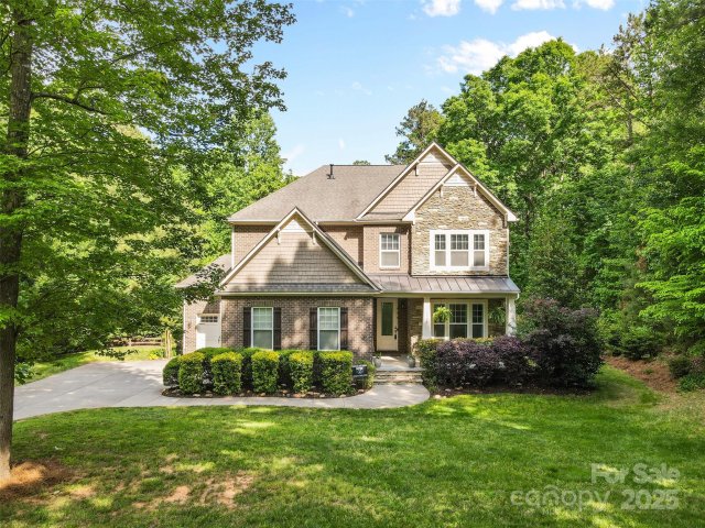 1320 Huntcliff Drive sold home in Copper Run, Waxhaw, NC