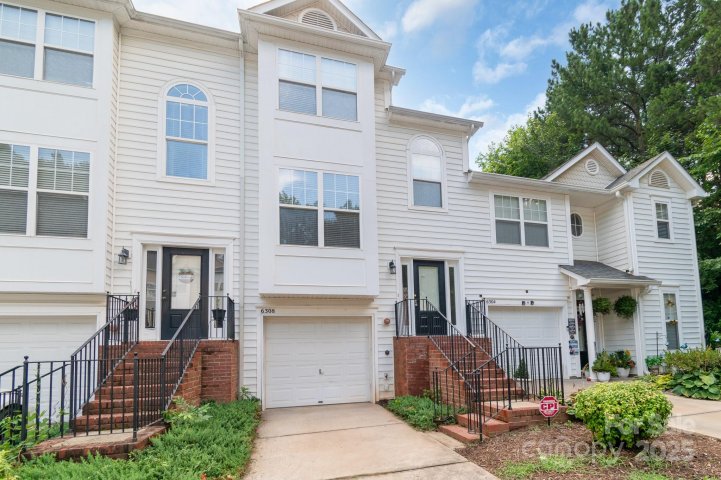 6308 Royal Celadon Way 35 sold home in Avalon at Mallard Creek, Charlotte, NC