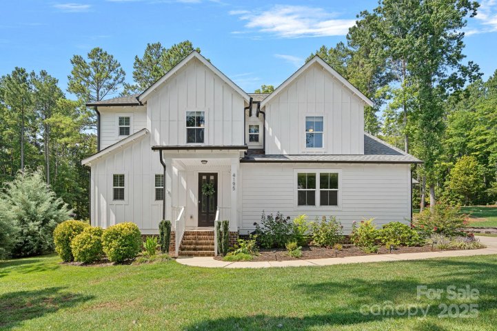 4195 Island Fox Lane sold home in Fox Chase, Denver, NC