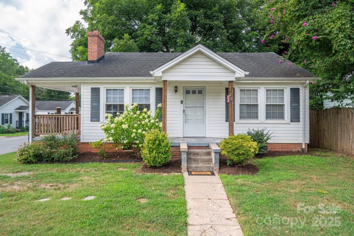 206 Sacco Street sold home in Lincoln Park, Belmont, NC