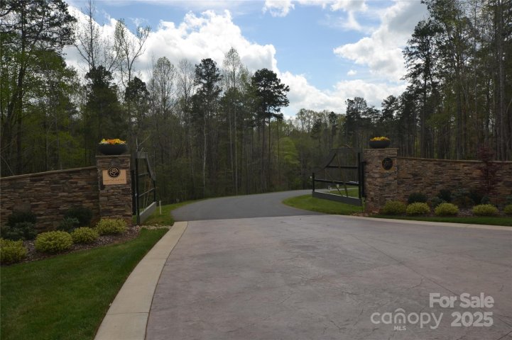 Lot 1b Ventosa Drive sold home in Ventosa at Catawba Springs, Denver, NC