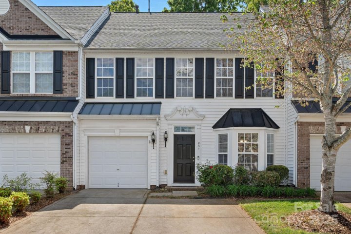 831 Daly Circle sold home in Fairway Townes, Fort Mill, SC