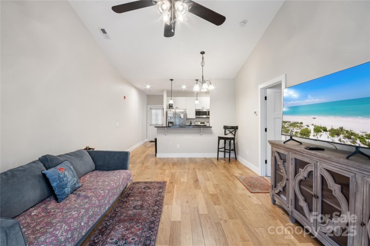 Homes in Fox Glen Condominium, Fletcher