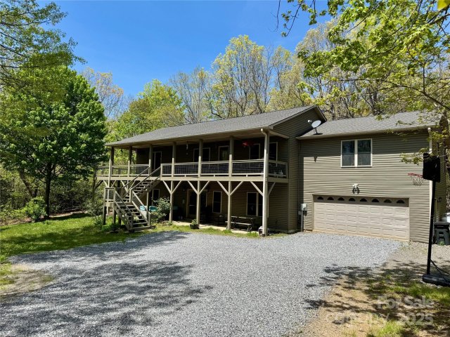 180 Dalton Lane sold home in High Rock Acres, Black Mountain, NC