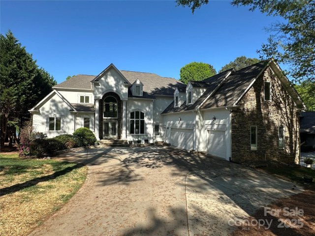 5517 Mountain Point Lane sold home in Mountain Point, Charlotte, NC