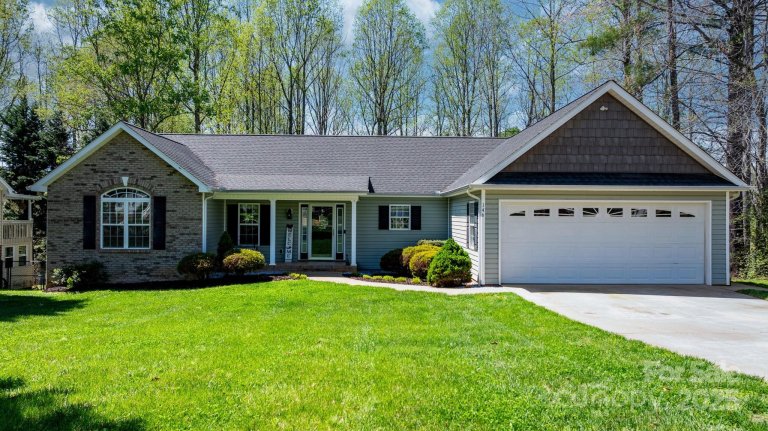 146 Deer Creek Drive sold home in Deer Creek, Hudson, NC