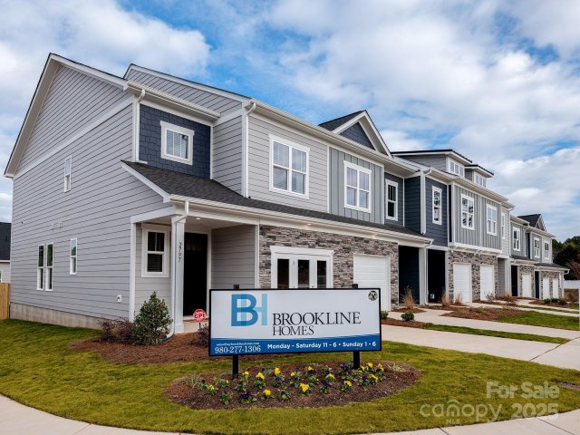 2555 Ruby Dixon Crossing Drive 16 sold home in Ruby Dixon Crossing, Gastonia, NC