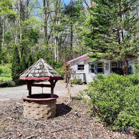 2023 Upper Ridgewood Boulevard sold home in Greater Druid Hills, Hendersonville, NC