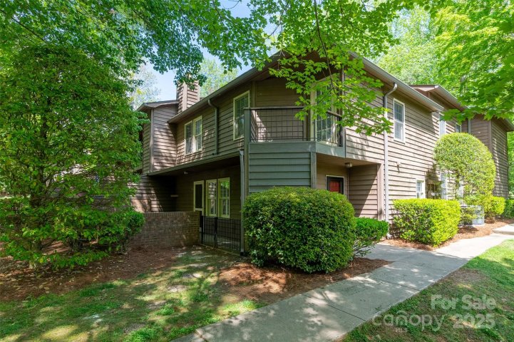3625 Colony Crossing Drive sold home in Colony Crossing, Charlotte, NC