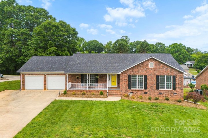 2459 Glenridge Drive sold home in LANDSDOWNE, Gastonia, NC
