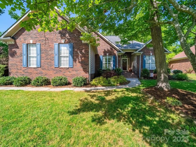 1257 Mill Race Lane sold home in Stevens Mill, Matthews, NC