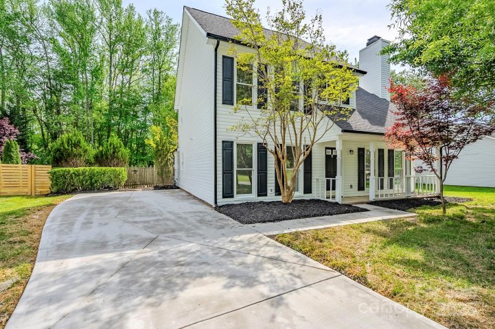 7810 Trotter Road sold home in Claiborne Woods, Charlotte, NC