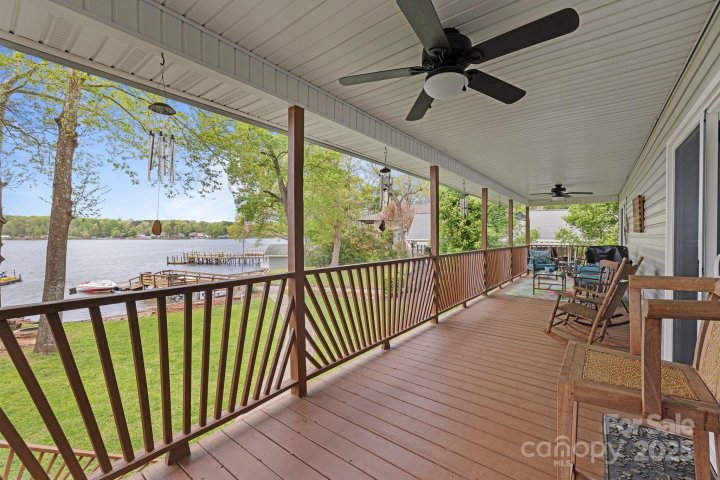 299 Waterway Drive sold home in Oakwood Acres, Lexington, NC