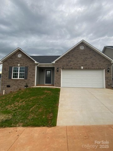 4172 Saltwood Drive sold home in Thornbury Village, Hickory, NC